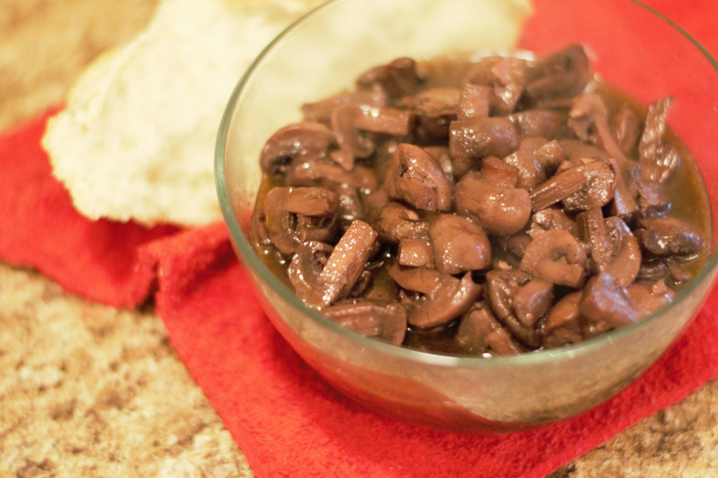 Ree’s Crockpot Burgundy Mushrooms Mountain Cravings