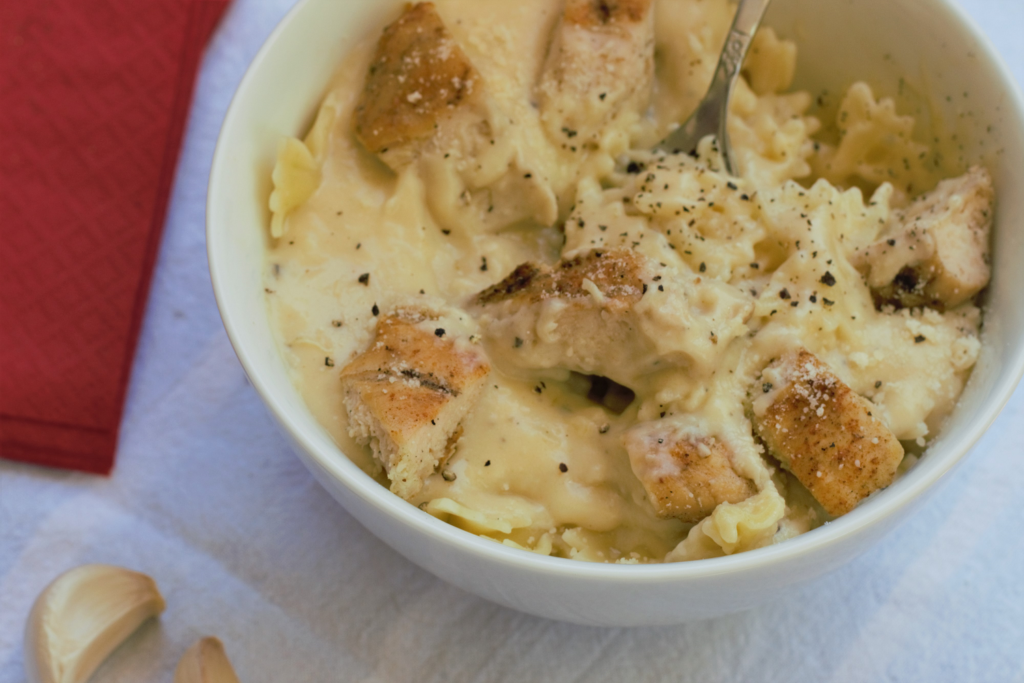 Roasted Garlic Chicken Pasta – Mountain Cravings