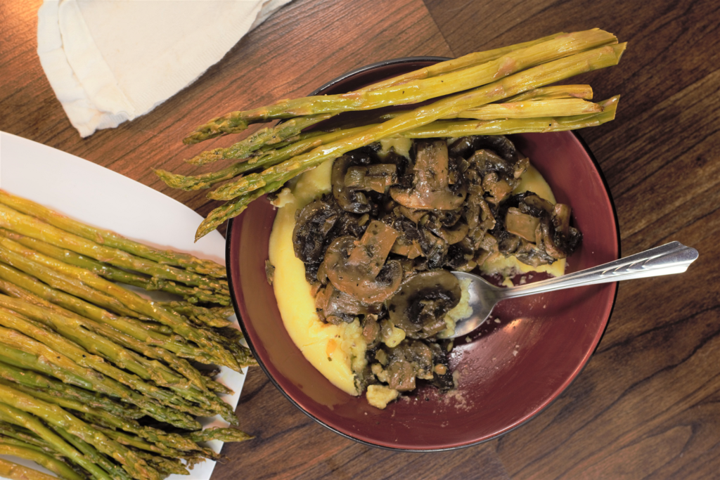 Roasted Mushrooms and Creamy Parmesan Polenta | Mountain Cravings